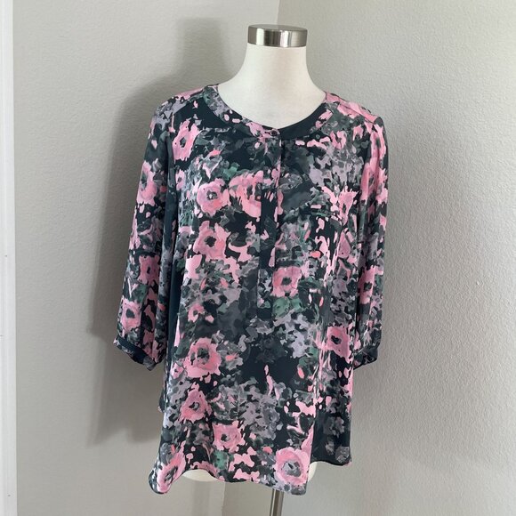 Nydj Womens Plus 1X Floral Blouse 3/4 Sleeve Pink Gray Pleated Back Shirt Top - Picture 1 of 9
